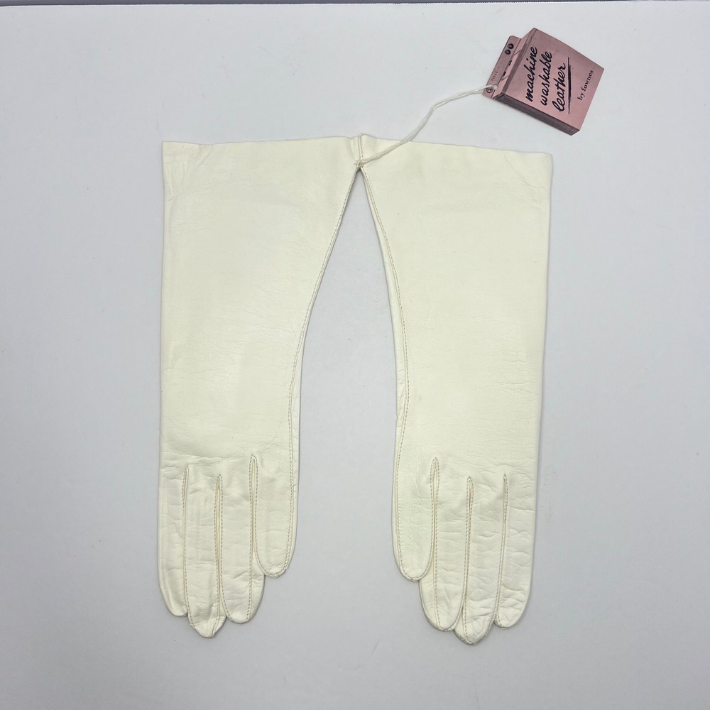 Fownes White Leather Gloves Womens 7.5 Opera Length NOS Vintage Washable Formal